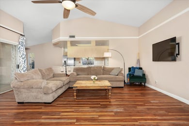 332 Magnolia Ave, Clovis, CA 93611 - photo 4