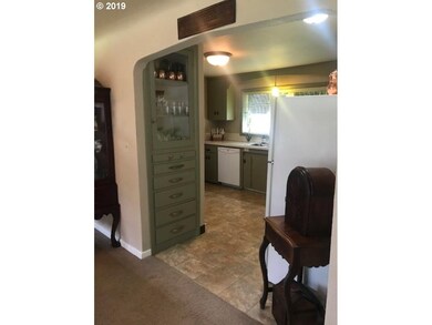 2575 Norkenzie Rd, Eugene, OR 97408 - photo 5