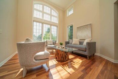 8412_Grapevine_Circle_07