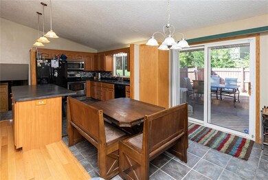 5002 SW 16th St, Des Moines, IA 50315 - photo 6