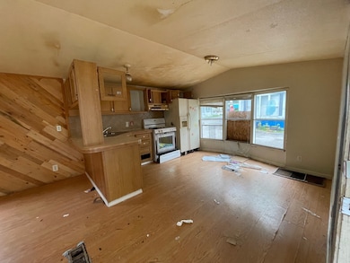 3170 Orchard Lake Rd unit 84, Keego Harbor, MI 48320 - photo 4