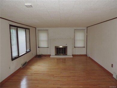 Living room / dining room combination.