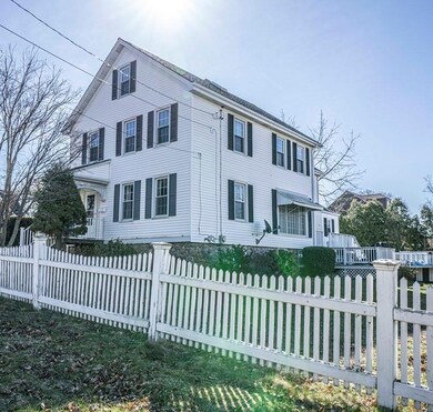 9 Cooke St, Fairhaven, MA 02719 - photo 3