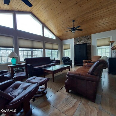 2232 Fallen Oaks Dr, Knoxville, TN 37932 - photo 6