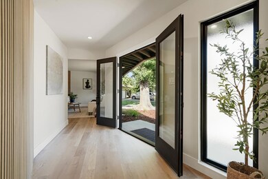 832 Skipper Cir, Sacramento, CA 95822 - photo 5