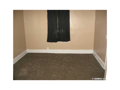 DOWN APT BEDROOM