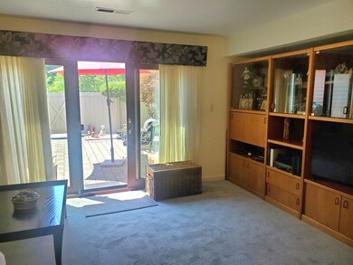 2002 Windsor Dr, Framingham, MA 01701 - photo 6