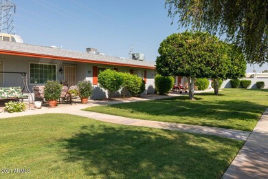 14052 N Newcastle Dr, Sun City, AZ 85351 - photo 4