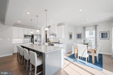 8357 Mcgill Ct, North Laurel, MD 20723 - photo 4