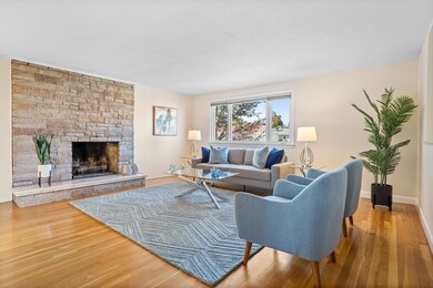 35 Desmond Ave, Watertown, MA 02472 - photo 4