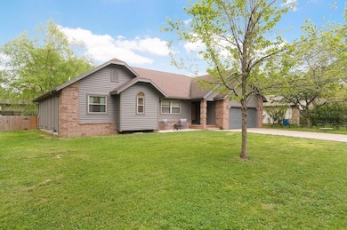 906 Brooke Ct, Nixa, MO 65714 - photo 3