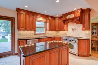 10 Elm Pl Matawan NJ 07747 USA-large-018