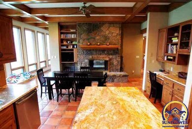 1140 SW Chetopa Trail, Topeka, KS 66615 - photo 3