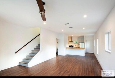 1226 Lakeside Blvd unit A & B, Brownsville, TX 78520 - photo 4