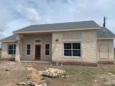 830 Sabrina Dr, Alamo, TX 78516 - photo 2