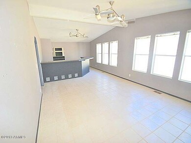 023-234486-family-room-4