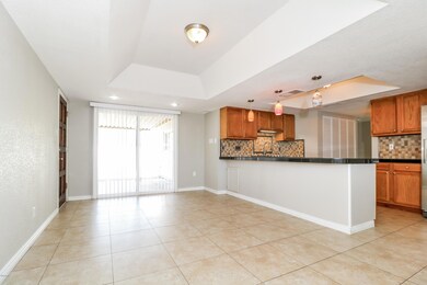 6836 S Terrace Rd, Tempe, AZ 85283 - photo 5