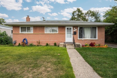 1027 Lori St, Ypsilanti, MI 48198 - photo 2