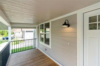 1130 Seneca Ave, Des Moines, IA 50313 - photo 5