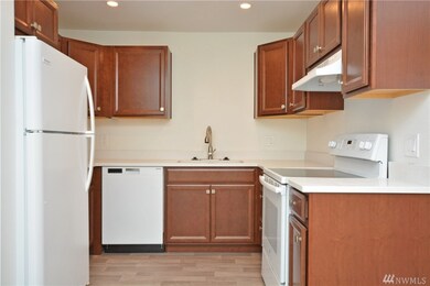 6352 137th Place NE unit 254, Redmond, WA 98052 - photo 5