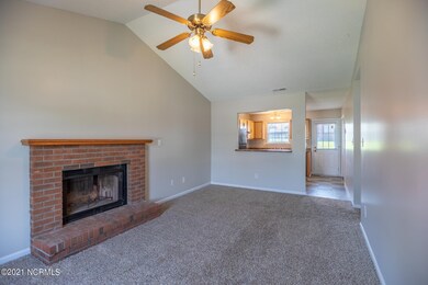 118 Creekview Dr, Jacksonville, NC 28540 - photo 6