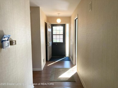 3-Entry Interior