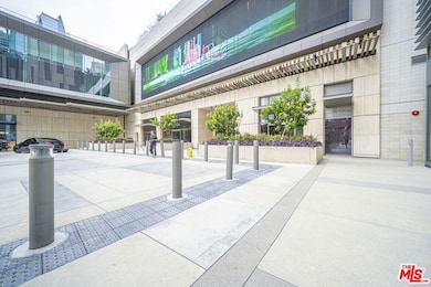 Metropolis Los Angeles - Tower I unit 709, Los Angeles, CA 90017 - photo 2