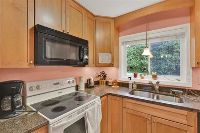 701 Dorset St unit C17, South Burlington, VT 05403 - photo 7