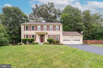 8964 Spruce Ridge Rd, Fairfax Station, VA 22039 - photo 3