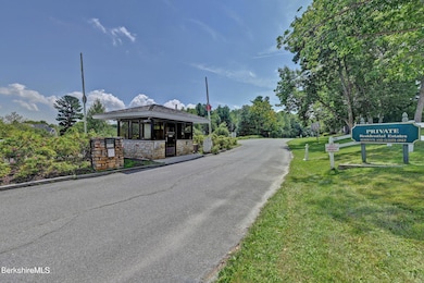 18 Old Farm Ln, Pittsfield, MA 01201 - photo 6