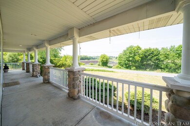 7-web-or-mls-2524-92nd-st-sw