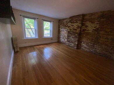 1489 Beacon St unit 4, Brookline, MA 02446 - photo 2