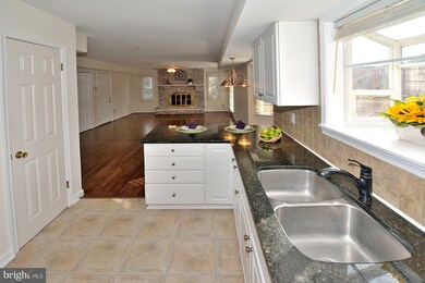 3611 Elderberry Place, Fairfax, VA 22033 - photo 6