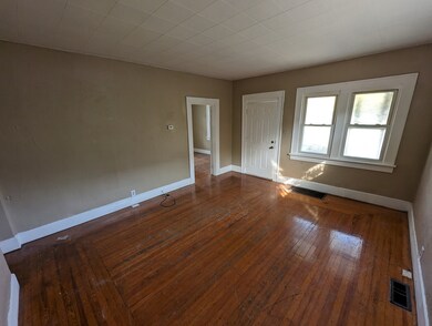 811 E 29th St, Anderson, IN 46016 - photo 5