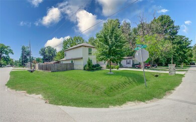 901 Grenshaw St, Houston, TX 77088 - photo 3