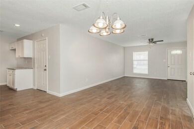 5922 Patridge Dr, Pearland, TX 77584 - photo 6