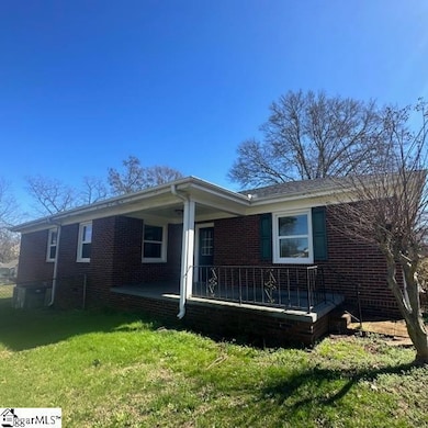 13 Dargan St, Greenville, SC 29611 - photo 2