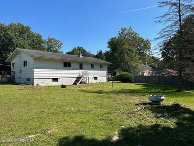 2005 Piney Point Rd, Troy, NY 12180 - photo 6