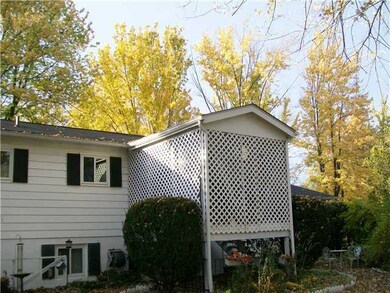 2271 Edmonton Rd, Columbus, OH 43229 - photo 5