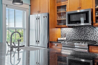 6 Gifford Ct, Salem, MA 01970 - photo 7