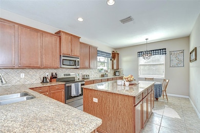 11614 Warren Oaks Place, Riverview, FL 33578 - photo 5