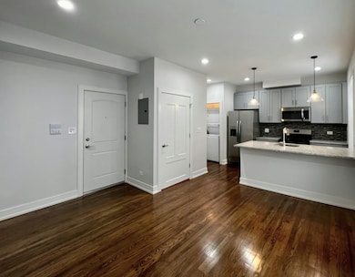 3049 N Spaulding Ave unit 1E, Chicago, IL 60618 - photo 2