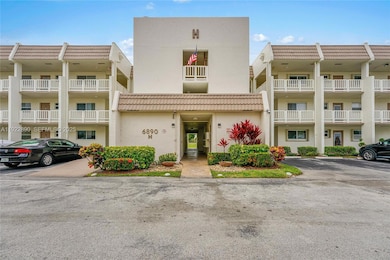 6890 Royal Palm Blvd unit 109H, Margate, FL 33063 - photo 3