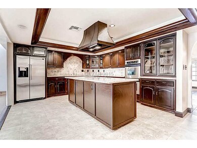 Kitchen. Granite Counters