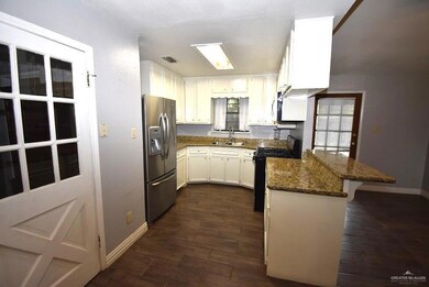 1503 W Wisconsin Rd, Edinburg, TX 78539 - photo 5