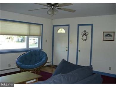 3328 Cambridge Cir, Allentown, PA 18104 - photo 2