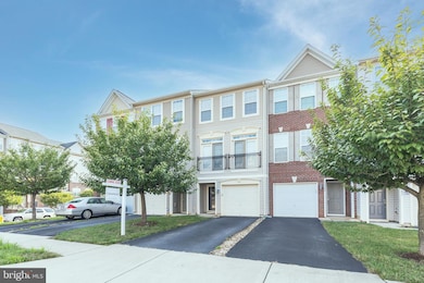 15747 John Diskin Cir, Woodbridge, VA 22191 - photo 2