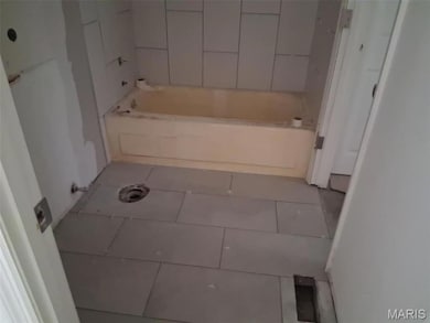 1454 Pine Row Ct, Saint Louis, MO 63146 - photo 5