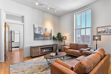 2116 Church St unit 3A, Galveston, TX 77550 - photo 4