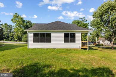 831 W 16th St, Front Royal, VA 22630 - photo 7